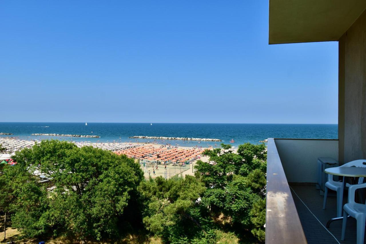 Hotel Astor B&B Lido di Classe Buitenkant foto