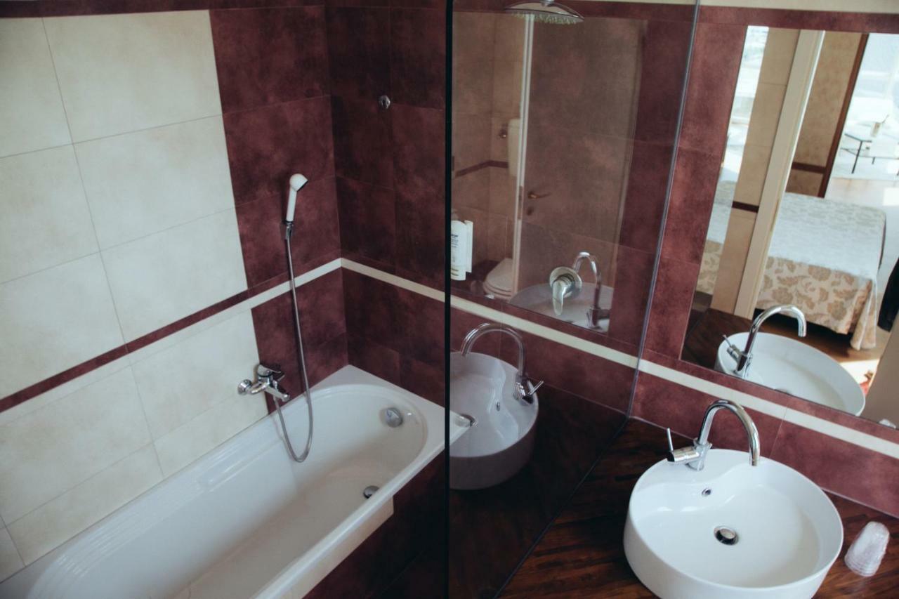 Hotel Astor B&B Lido di Classe Buitenkant foto